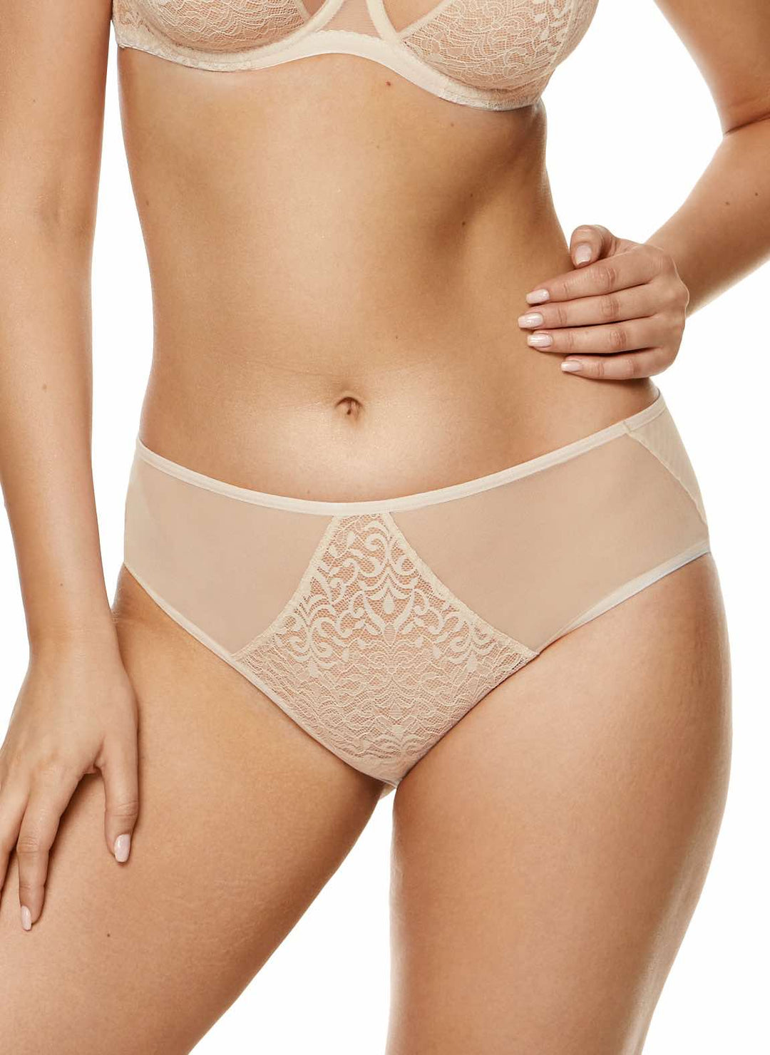 Panties with oriental lace front, seamless double tulle back, and OEKO-TEX® cotton crotch for breathable, everyday comfort