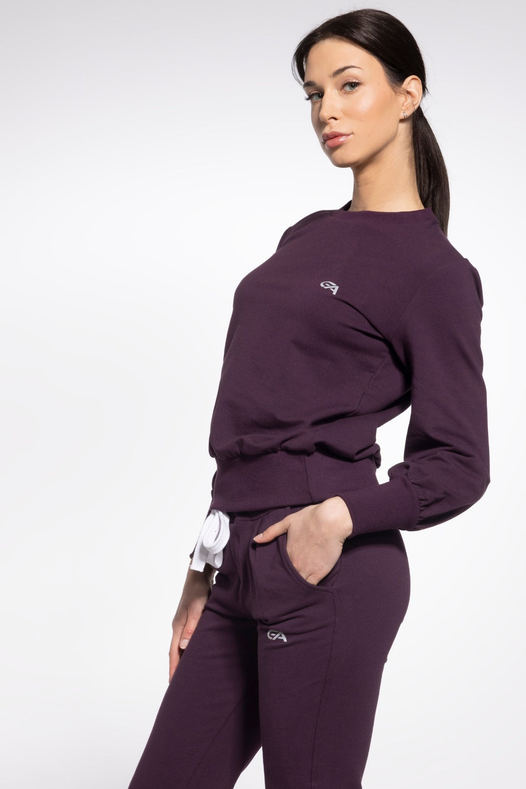 Soft prugna Gatta Active sweatshirt with puffed sleeves and ribbed waist, breathable cotton for sports and casual wear