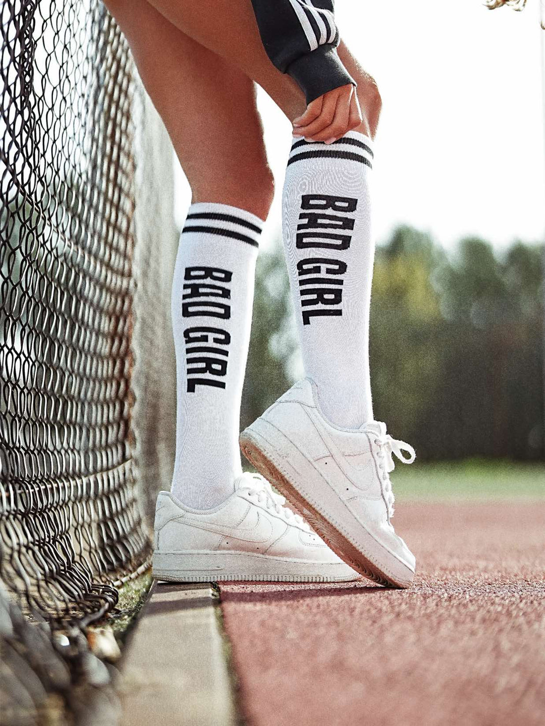 WOMEN'S BAD GIRL PATTERN KNEE SOCKS
