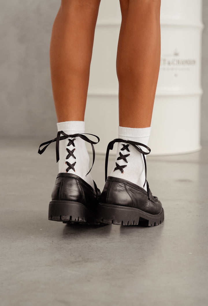WOMEN'S LACED SOCKS