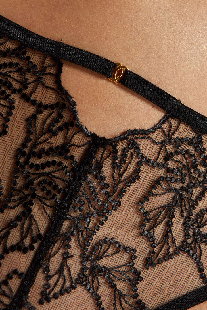 MADAME EMBROIDERED BLACK THONG