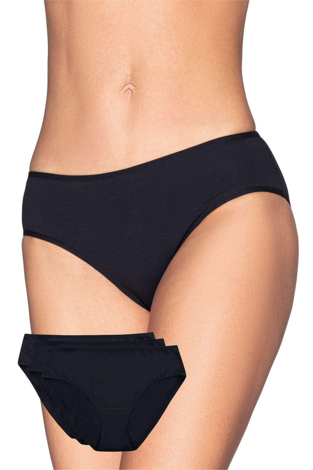 Three-pack of black no-VPL panties with regular elastic waistband and breathable cotton crotch. Made of 100% cotton in Poland