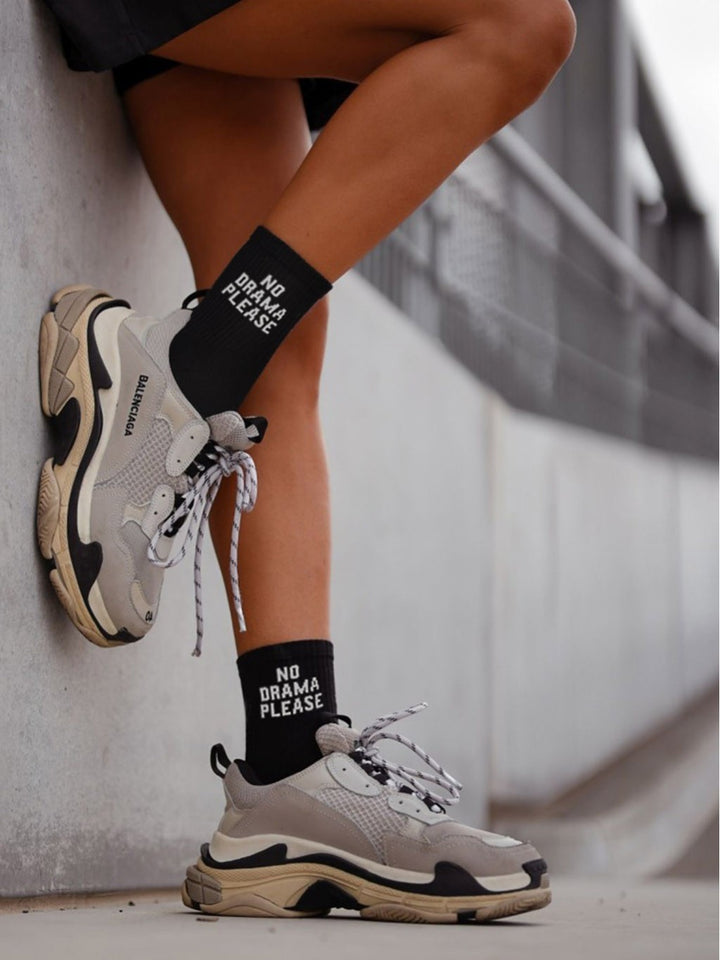 Women’s socks with ‘No Drama Please’ text design, comfortable cotton blend, casual everyday wear